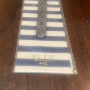 keep Collective single glitter band black.